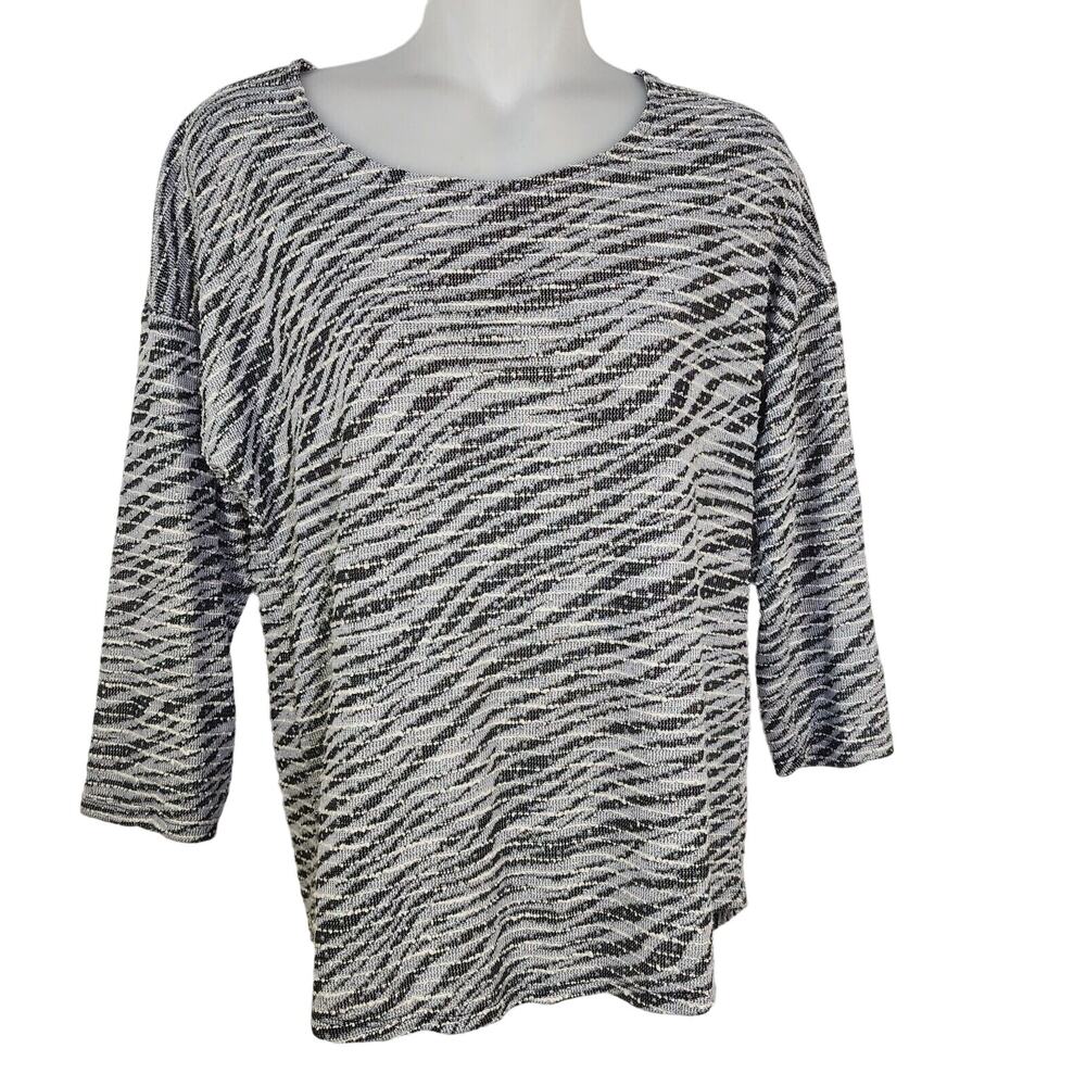 Chico's Womens Top Size 0 Small 4 Black Gray Textured 3/4 Sleeve Metallic Round